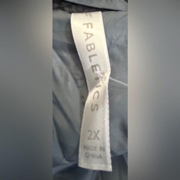 NEW FABLETICS TAHOE TEDDY JACKET - size 2X - Picture 10 of 10